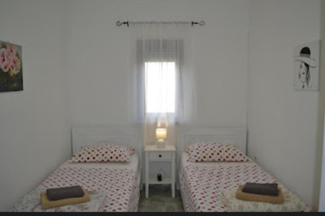 Apartment Lora Pag Town Zewnętrze zdjęcie